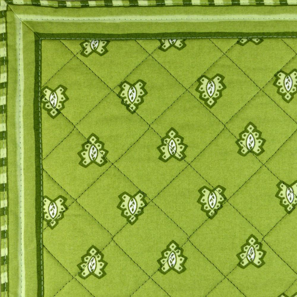 Tapis de table de qualité en coton matelassé et imprimé provençal